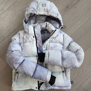 COPY - Aritizia Super Puff Women Teen down jacket